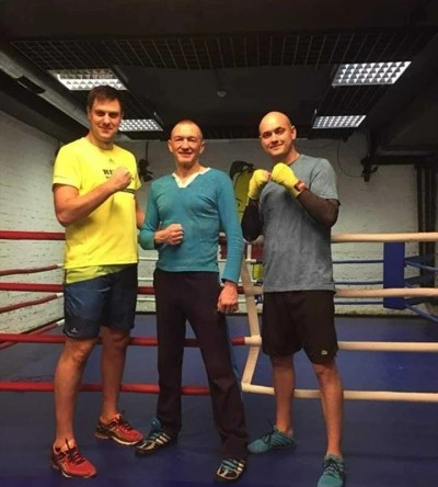 Тренировки по боксу групповые  Клуб единоборств "Груша" (12 тренировок) - купить в Артыке